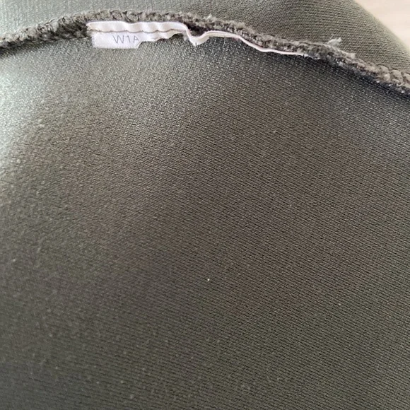 Joseph Ribkoff floral sleeveless top - Picture 8 of 8